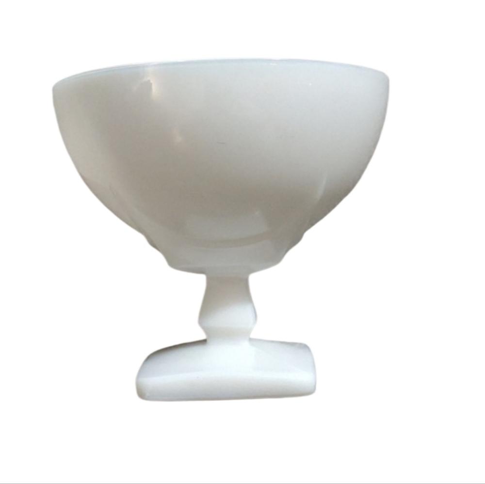 Vintage Milk Glass  Dish 50+years old